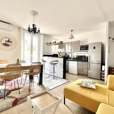 Διαμέρισμα Very Nice 55m In The Heart Of Saint-raphael *